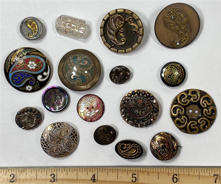 Paisley Buttons