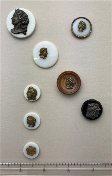 Head Buttons