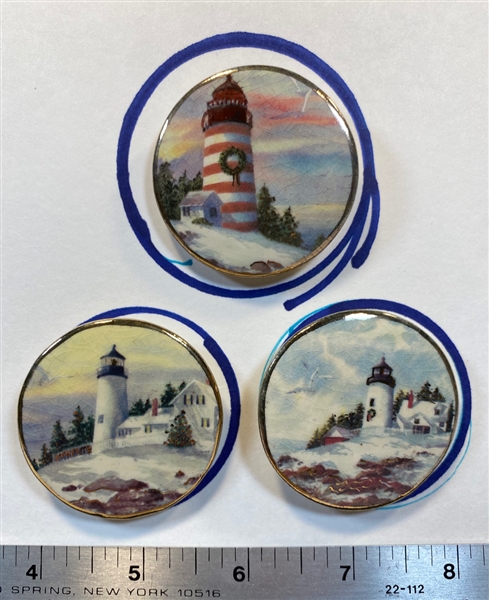 Lighthouse Buttons