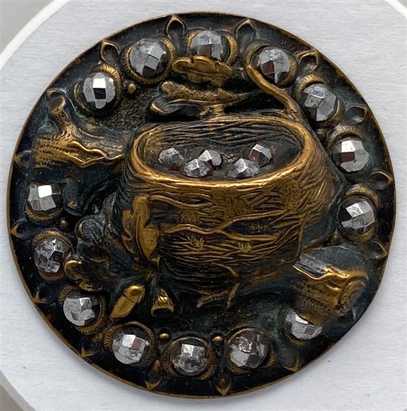 Bird Nest Button