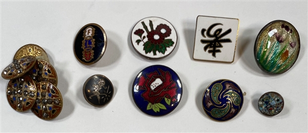 Enamel buttons