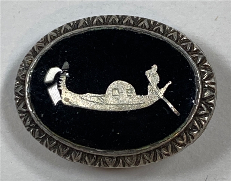 Gondola Button