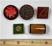 Wood & Plastic Buttons