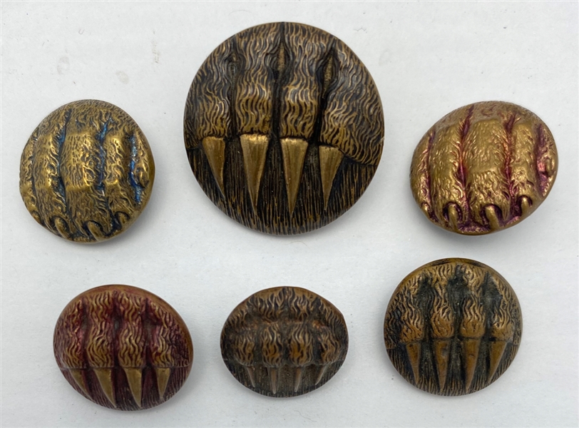 Bear Claw Buttons