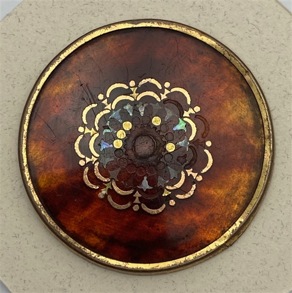 Plique Button