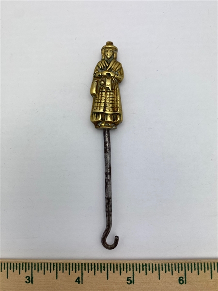 Button Hook