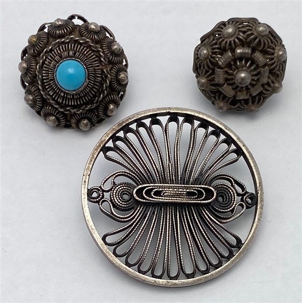 Filigree Buttons