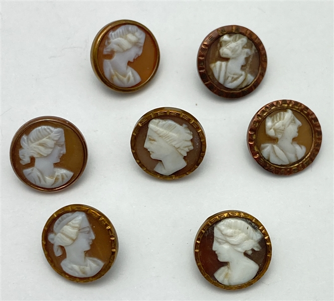 Cameo Weskit Buttons