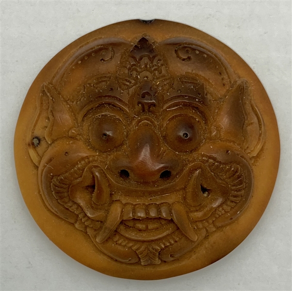 VI Mask Button