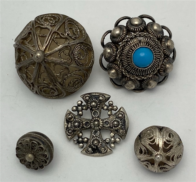 Early Silver Buttons