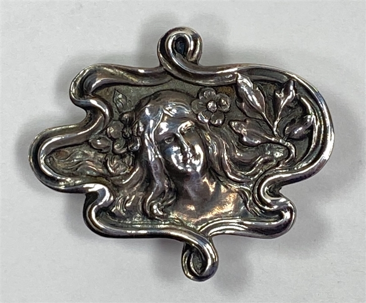 Art Nouveau Button