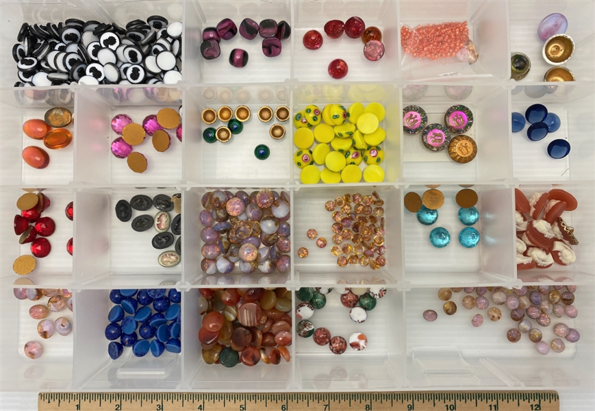 Cabochons