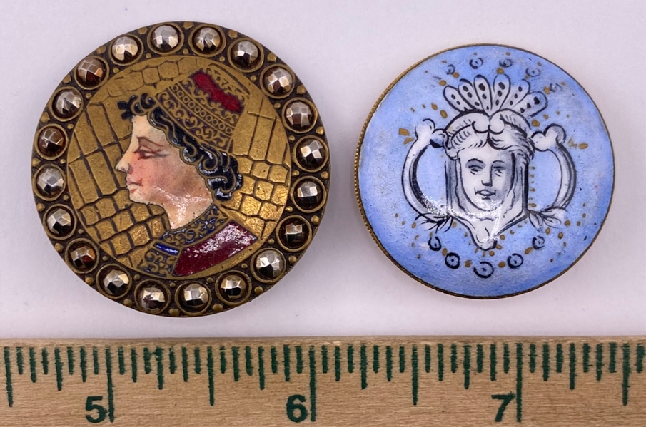 Enamel Heads